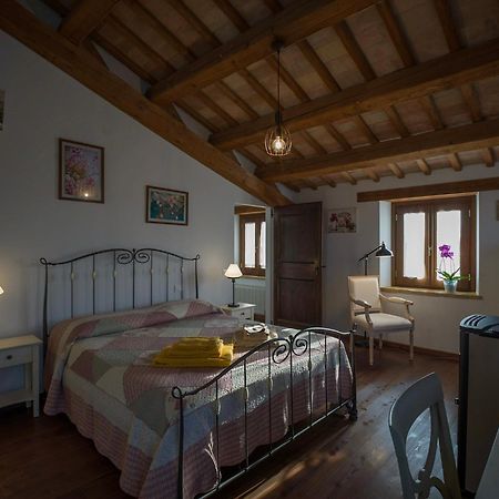 Bed and Breakfast Quelli Del Picchio Купрамонтана Екстер'єр фото